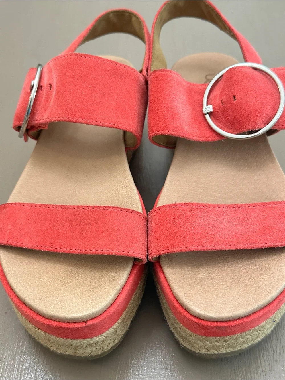 UGG April Platform Espadrille Sandals Coral Pink Suede Buckle Sz 7